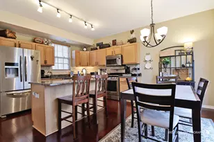 440 N Keswick Ct, Round Lake, IL 60073 - Photo 9