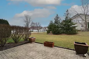 440 N Keswick Ct, Round Lake, IL 60073 - Photo 17