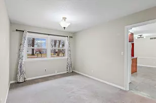 3248 Vista Dr, Danville, IL 61832 - Photo 11