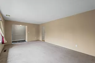 3248 Vista Dr, Danville, IL 61832 - Photo 9