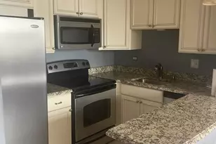 2740 N Pine Grove Ave, Chicago, IL 60614 - Photo 5