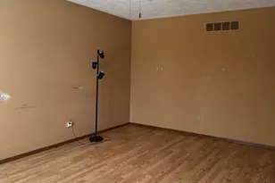 6371 Tramore Ln, Rockford, IL 61107 - Photo 5