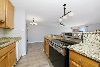 16 E Old Willow Road #214s, Prospect Heights, IL 60070 - Photo 5