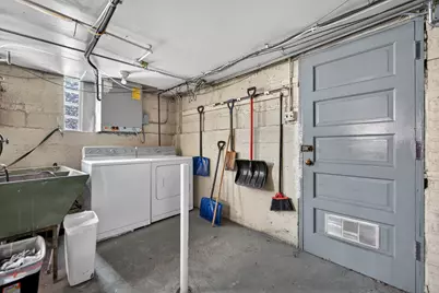 6607 N Damen Avenue #2N, Chicago, IL 60645 - Photo 17