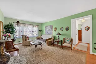 6607 N Damen Ave, Chicago, IL 60645 - Photo 9