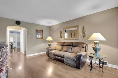 6719 S Keeler Avenue, Chicago, IL 60629 - Photo 3