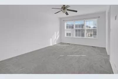 264 Blue Spruce Lane, Glendale Heights, IL 60139 - Photo 17