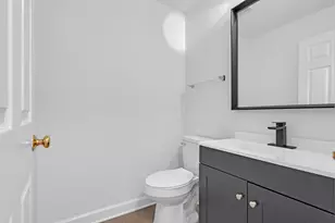 264 Blue Spruce Ln, Glendale Heights, IL 60139 - Photo 9