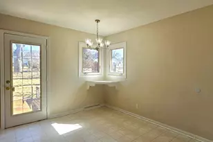 316 29th St, Rockford, IL 61108 - Photo 9