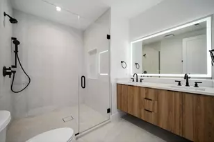 1124 W Addison St, Chicago, IL 60613 - Photo 19