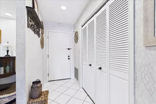 300 E Dundee Rd, Buffalo Grove, IL 60089 - Photo 3