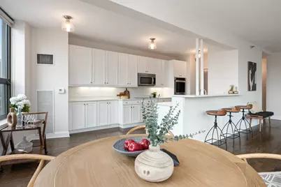 [Address not provided], Chicago, IL 60654 - Photo 7