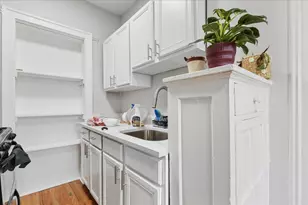 6912 N Ashland Ave, Chicago, IL 60626 - Photo 9