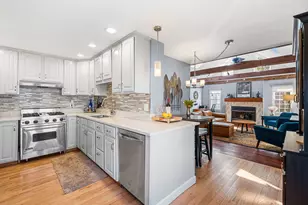 6911 W Fargo Ave, Niles, IL 60714 - Photo 7