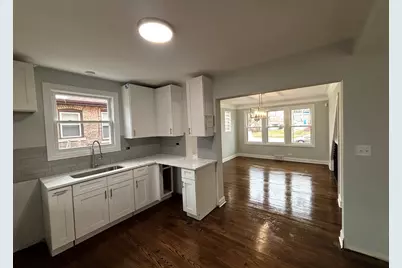 8631 S Constance Avenue, Chicago, IL 60617 - Photo 9