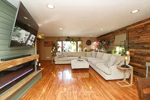 127 E Grand Ave, Fox Lake, IL 60020 - Photo 11