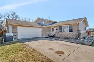 801 Phyllis Dr, Wilmington, IL 60481 - Photo 27