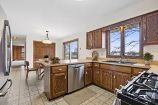 12816 S Parkside Dr, Palos Park, IL 60464 - Photo 11