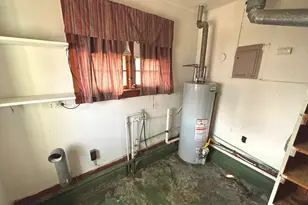 107 Dewolf St, Odin, IL 62870 - Photo 9