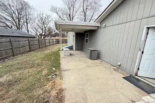 19 E Romeo Rd, Romeoville, IL 60446 - Photo 5