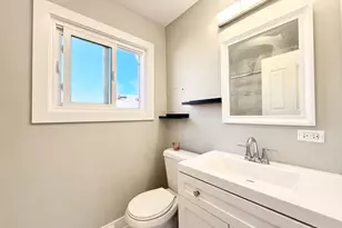 1338 W 108th Pl, Chicago, IL 60643 - Photo 7