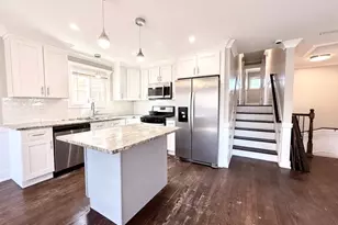 1338 W 108th Pl, Chicago, IL 60643 - Photo 3