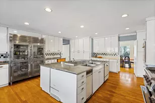 130 Rockgate Ln, Glencoe, IL 60022 - Photo 11