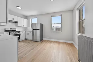 7520 N Seeley Ave, Chicago, IL 60645 - Photo 3