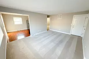 1420 S 14th St, Saint Charles, IL 60174 - Photo 3