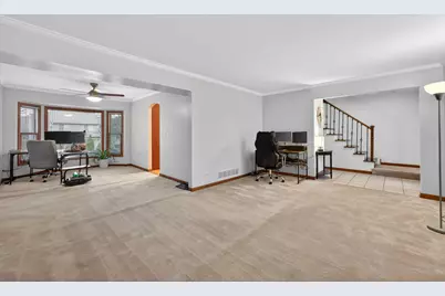 450 Hunter Drive, Carol Stream, IL 60188 - Photo 5