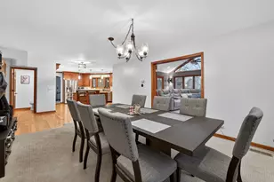 450 Hunter Dr, Carol Stream, IL 60188 - Photo 13