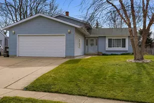 3707 W Bradley Ct, McHenry, IL 60050 - Photo 1