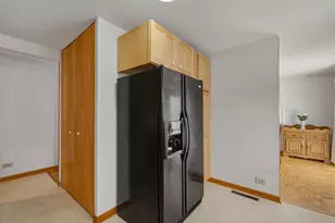 3409 Fairlawn Dr, Glenview, IL 60025 - Photo 9