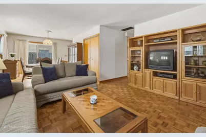 3409 Fairlawn Drive, Glenview, IL 60025 - Photo 5