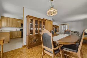 3409 Fairlawn Dr, Glenview, IL 60025 - Photo 7