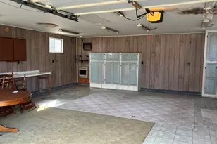 331 N Illinois Ave, Salem, IL 62881 - Photo 17