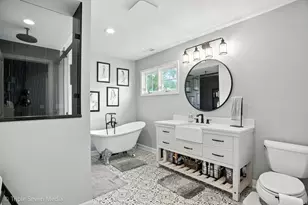 7350 Forest Hill Rd, Burr Ridge, IL 60527 - Photo 33