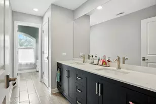 7350 Forest Hill Rd, Burr Ridge, IL 60527 - Photo 41