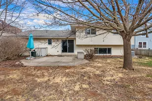 2083 Maplewood Cir, Naperville, IL 60563 - Photo 23