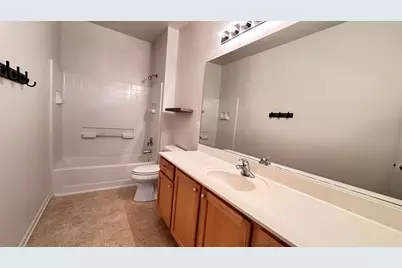 1535 Reserve Lane #1535, Dekalb, IL 60115 - Photo 5