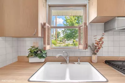 4707 Fairview Avenue, Downers Grove, IL 60515 - Photo 13