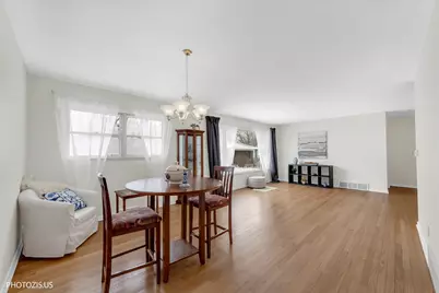 4707 Fairview Avenue, Downers Grove, IL 60515 - Photo 7