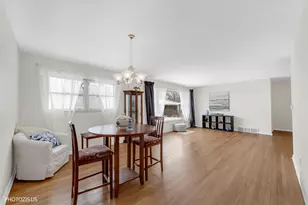 4707 Fairview Ave, Downers Grove, IL 60515 - Photo 7