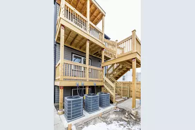 535 N Lawndale Avenue, Chicago, IL 60624 - Photo 7