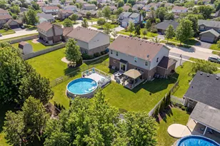 2445 Peregrine Dr, New Lenox, IL 60451 - Photo 3