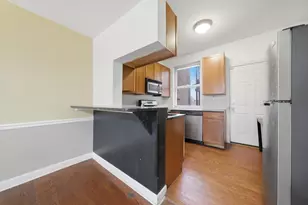 7601 S Essex Ave, Chicago, IL 60649 - Photo 5