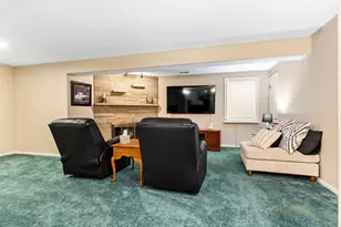 186 Shoreline Rd, Lake Barrington, IL 60010 - Photo 19