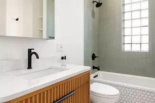 3354 N Whipple St, Chicago, IL 60618 - Photo 11