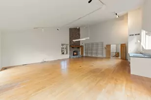 371 W Arboretum Cir, Wheaton, IL 60189 - Photo 35