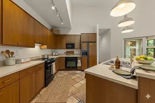 371 W Arboretum Cir, Wheaton, IL 60189 - Photo 17